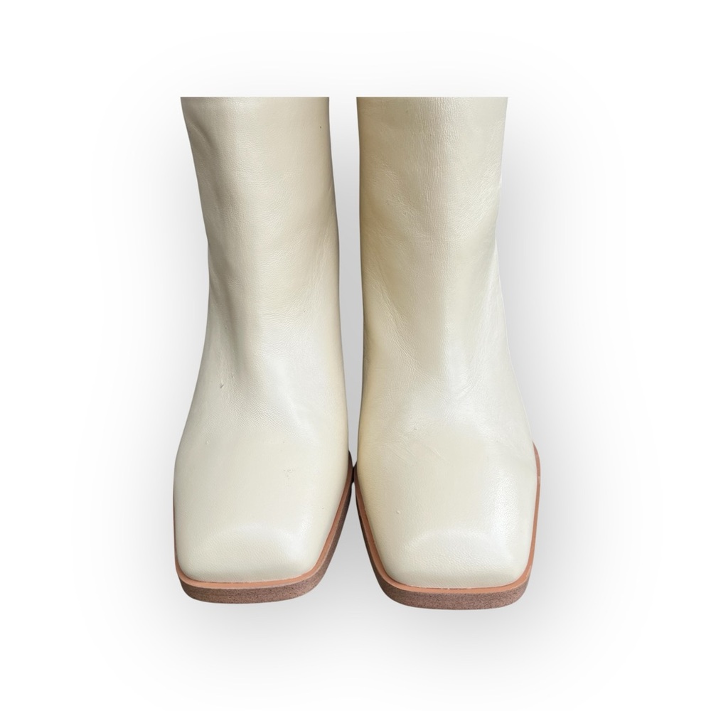 Sam Edelman Cream Knee-High Leather Boots 3.25” heels - Picture 5 of 15